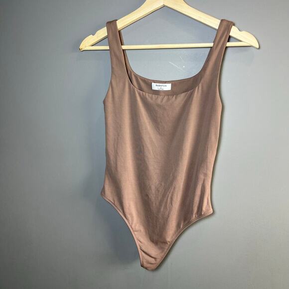 Aritzia Babaton Scoop Neck Body Suit Size Medium - Picture 2 of 6